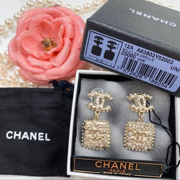 CHANEL Jewelry - Authentic CHANEL Gold Vintage Style